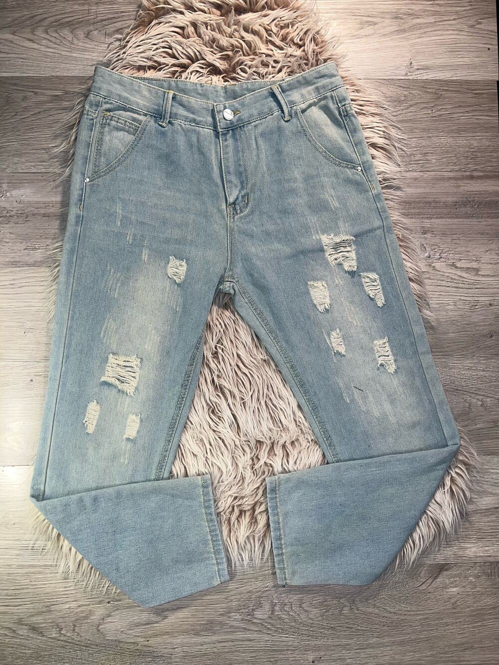Collection wear fashion women’s distressed blue jeans
